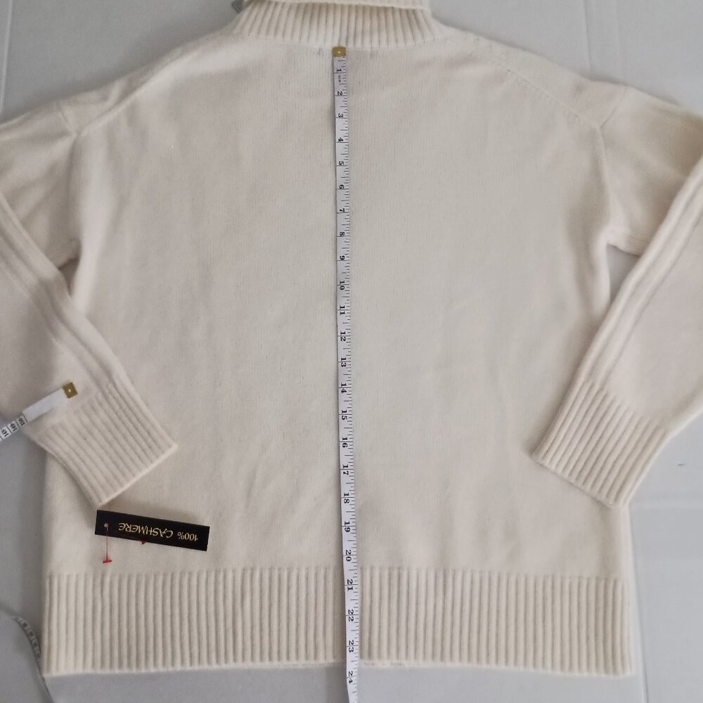 InCashmere Sweater 100% Cashmere Cream Roll Neck Women’s Size M NWT - Picture 13 of 16